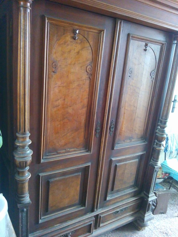 Starožitná dvoukřídlá skříň – barokní styl, masivní dřevo - 3