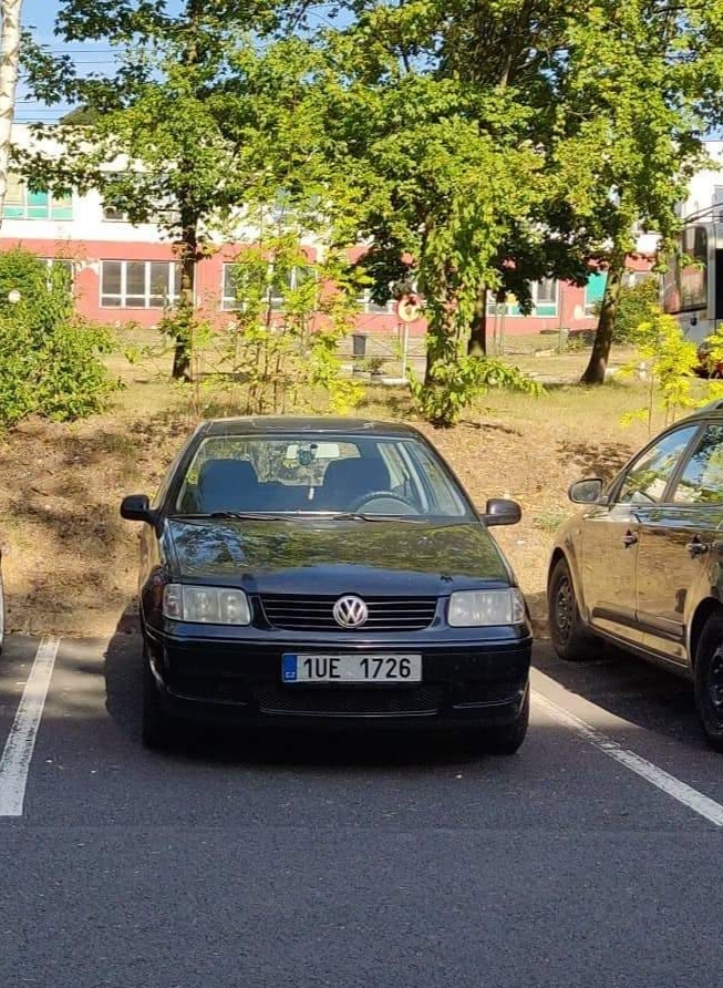 Prodám Vw polo 6n1 - 3