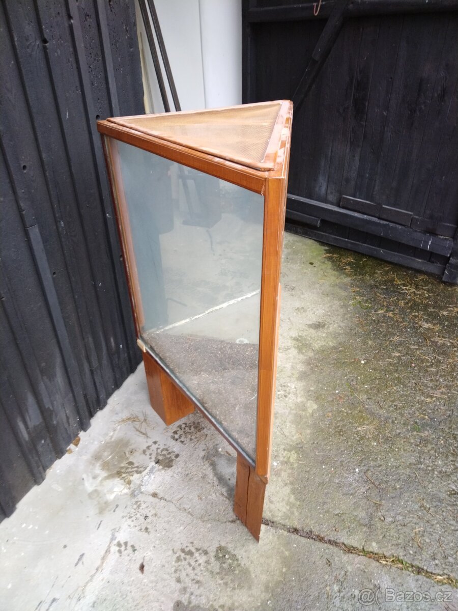 Prosklene terarium - 3