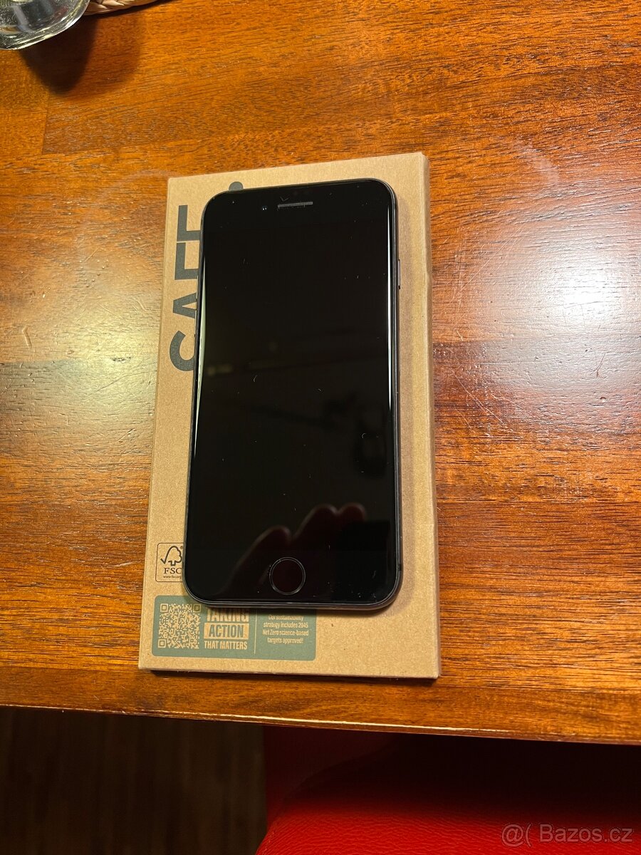 iPhone 8 128 GB - 3