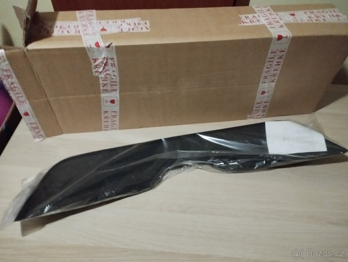 Krýt přední masky Škoda Rapid - 3