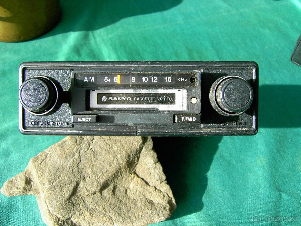 Autorádio retro SANYO CASSETTE STEREO - 3