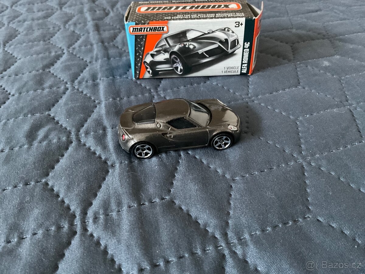 Matchbox Alfa Romeo 4C - 3