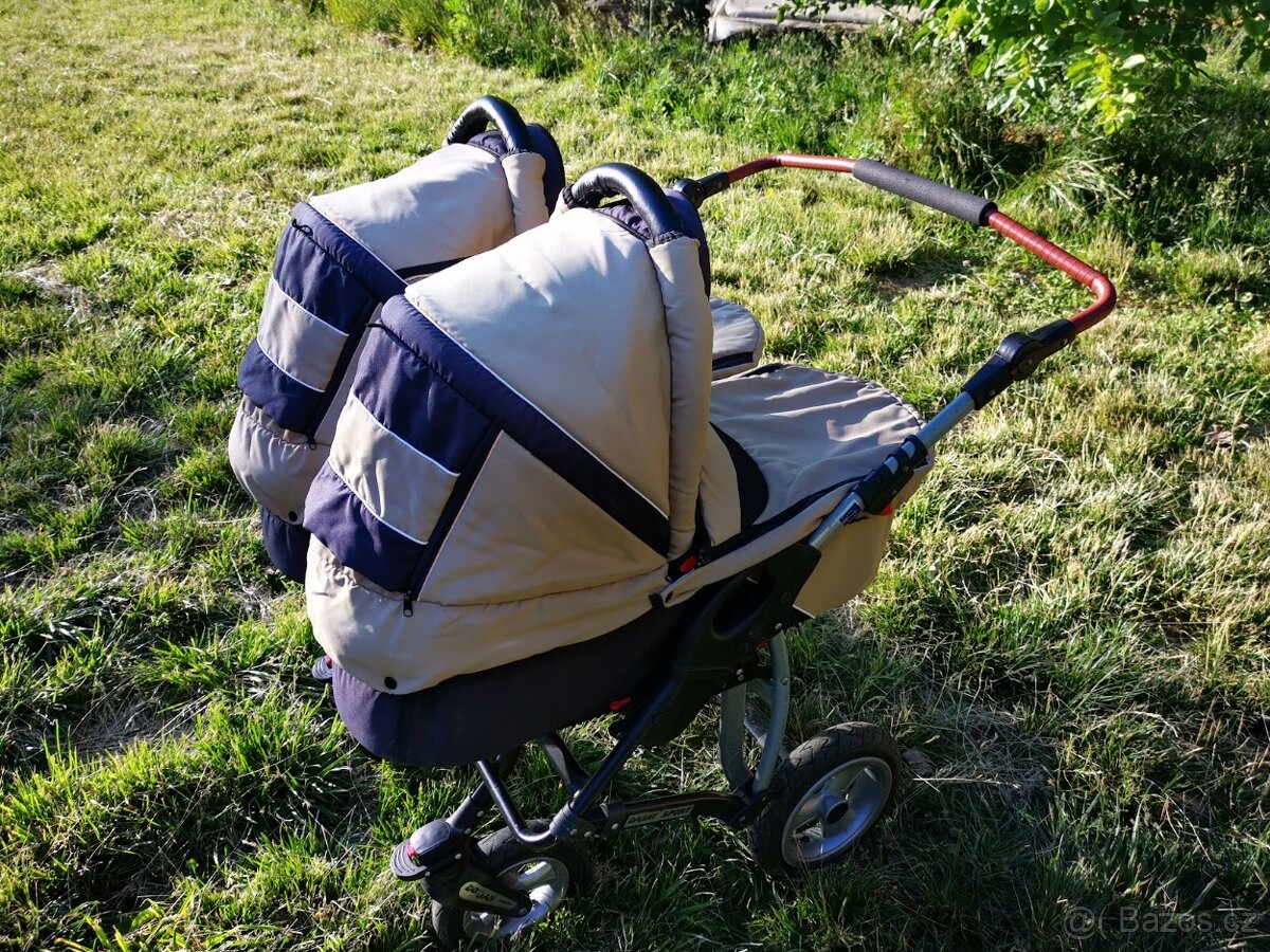 Kočárek pro dvojčata - 3