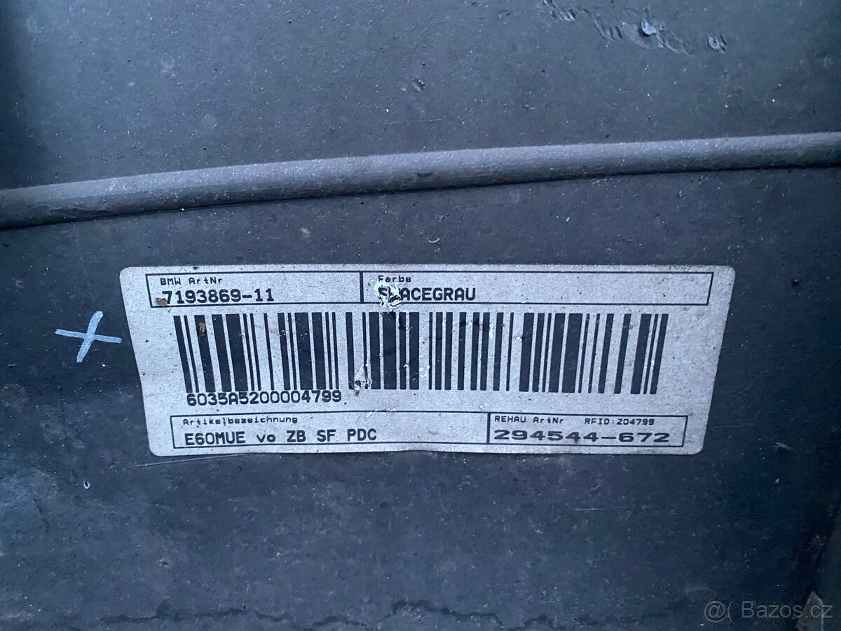 Přední nárazník BMW e60/e61 - 3