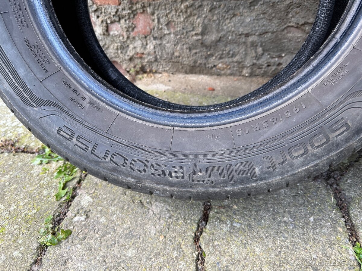 Pneu 195/65 r15 - 3