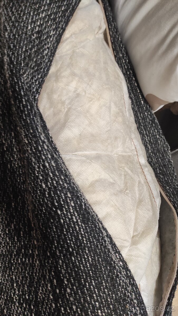 Dva velké dekorační polštáře - 3