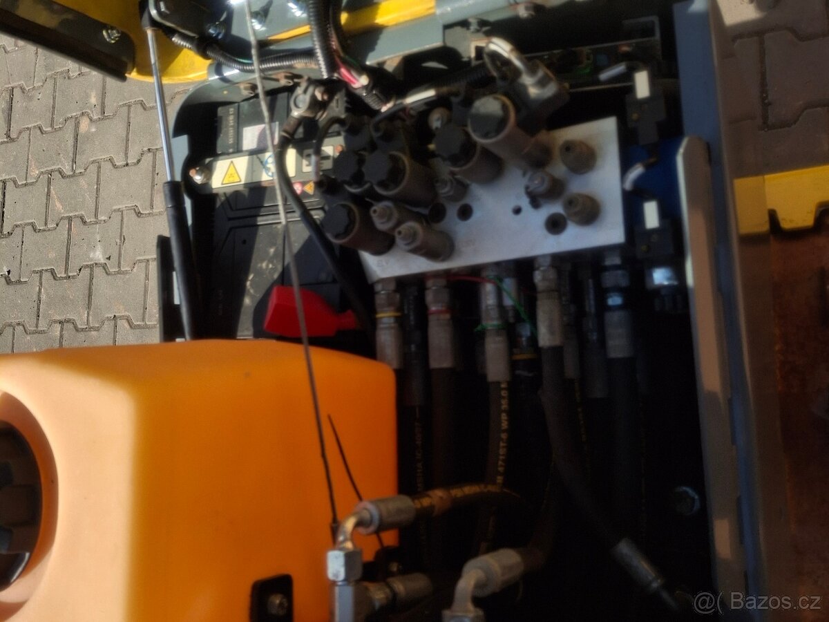 Vibrační válec Wacker Neuson RTSC3 náhradní díly - 3