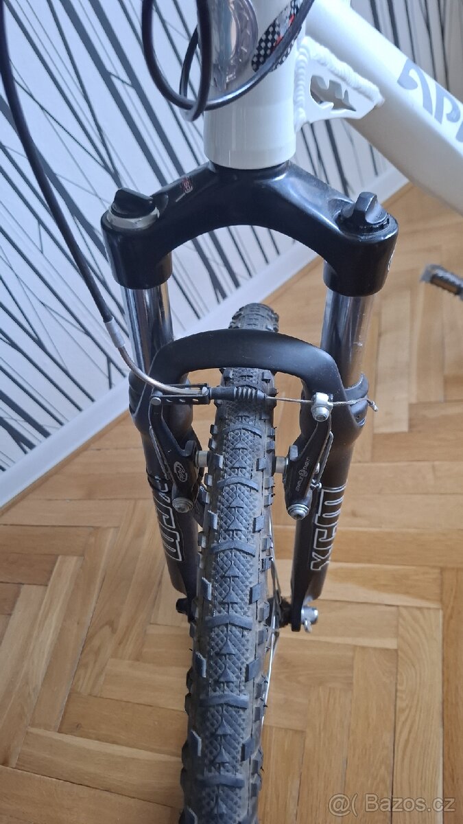 Jízdní kolo Apache - 3