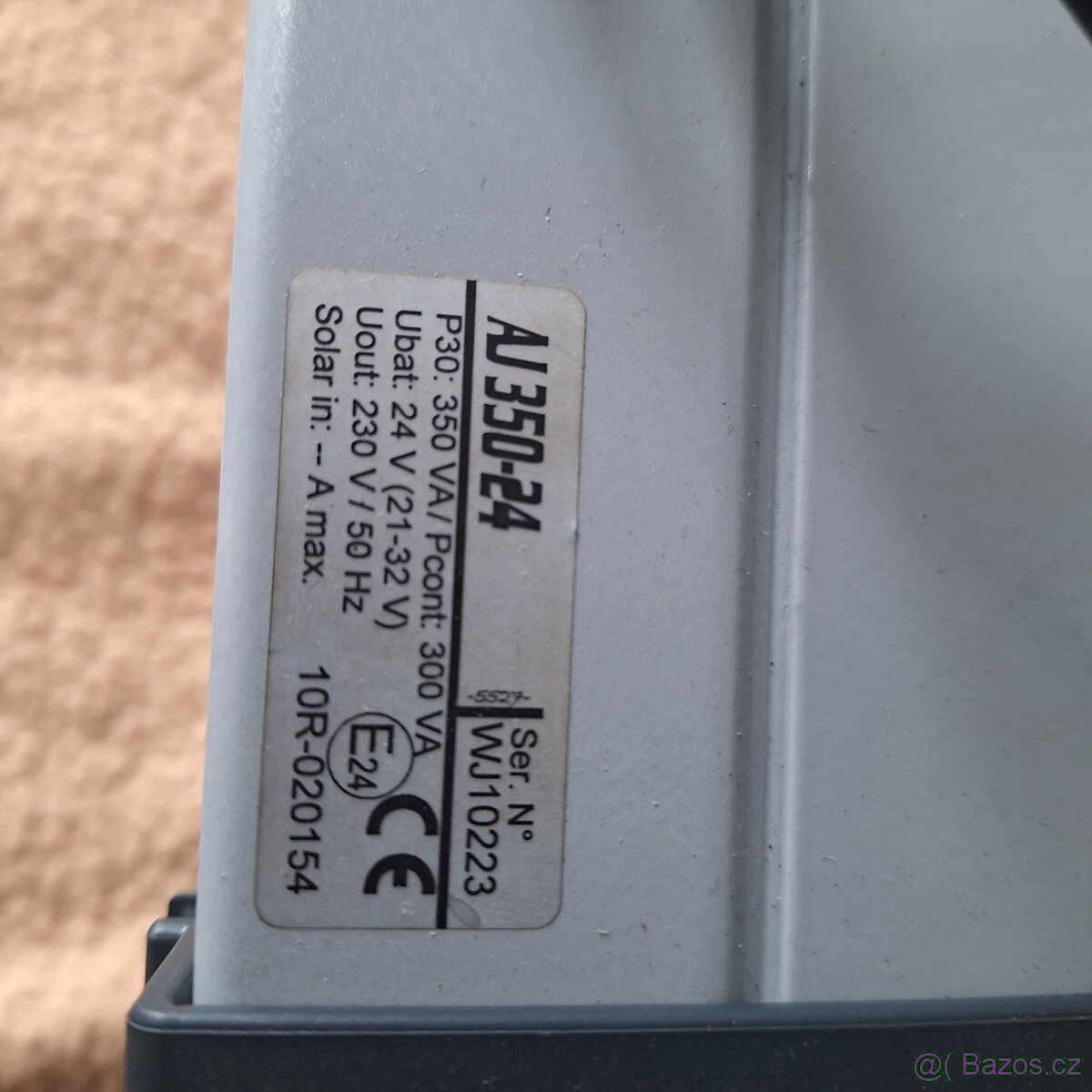 Měnič napětí 24 na 230 a 48 na 230 - 3