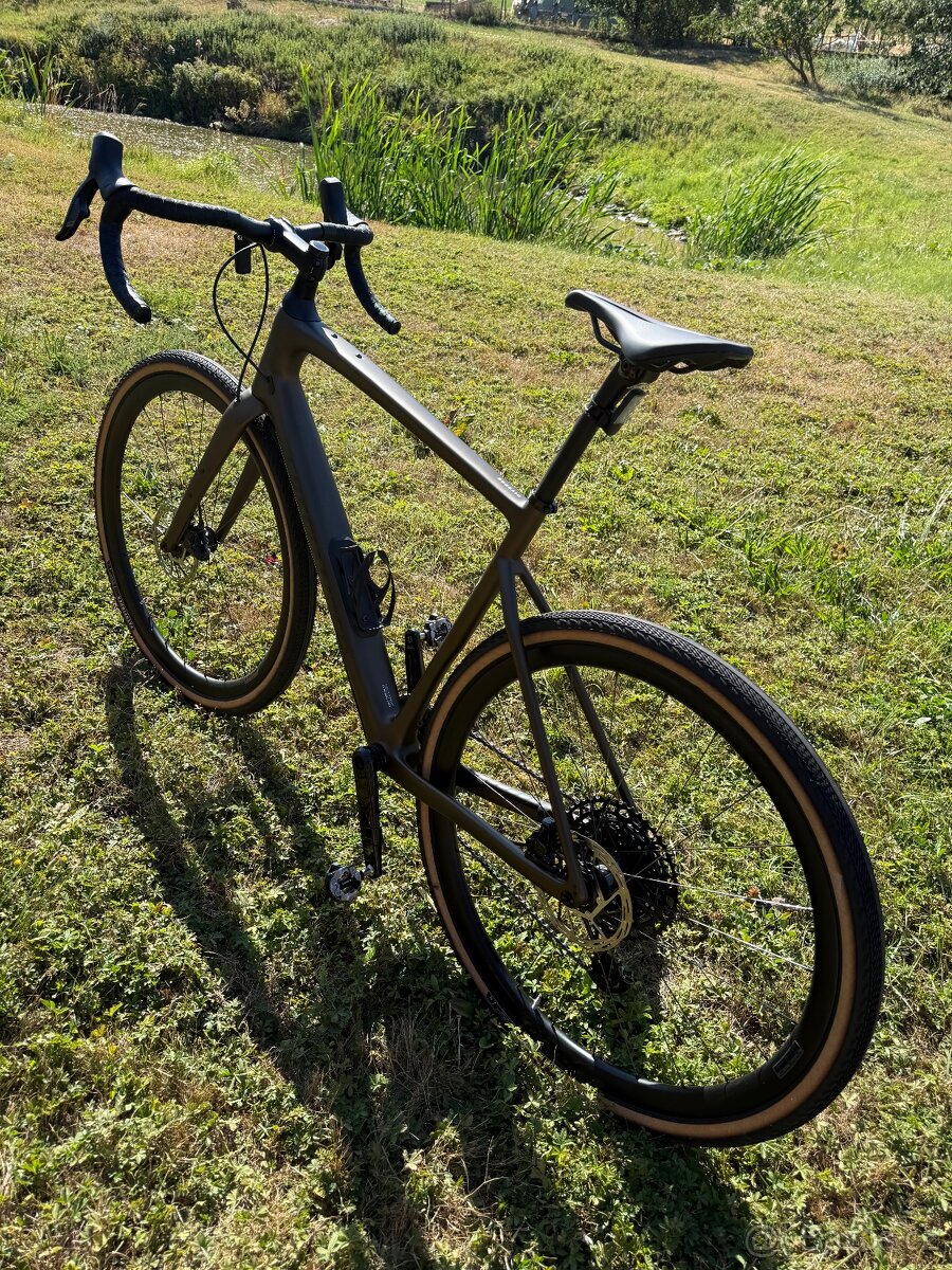 Specialized full karbon gravel - 3