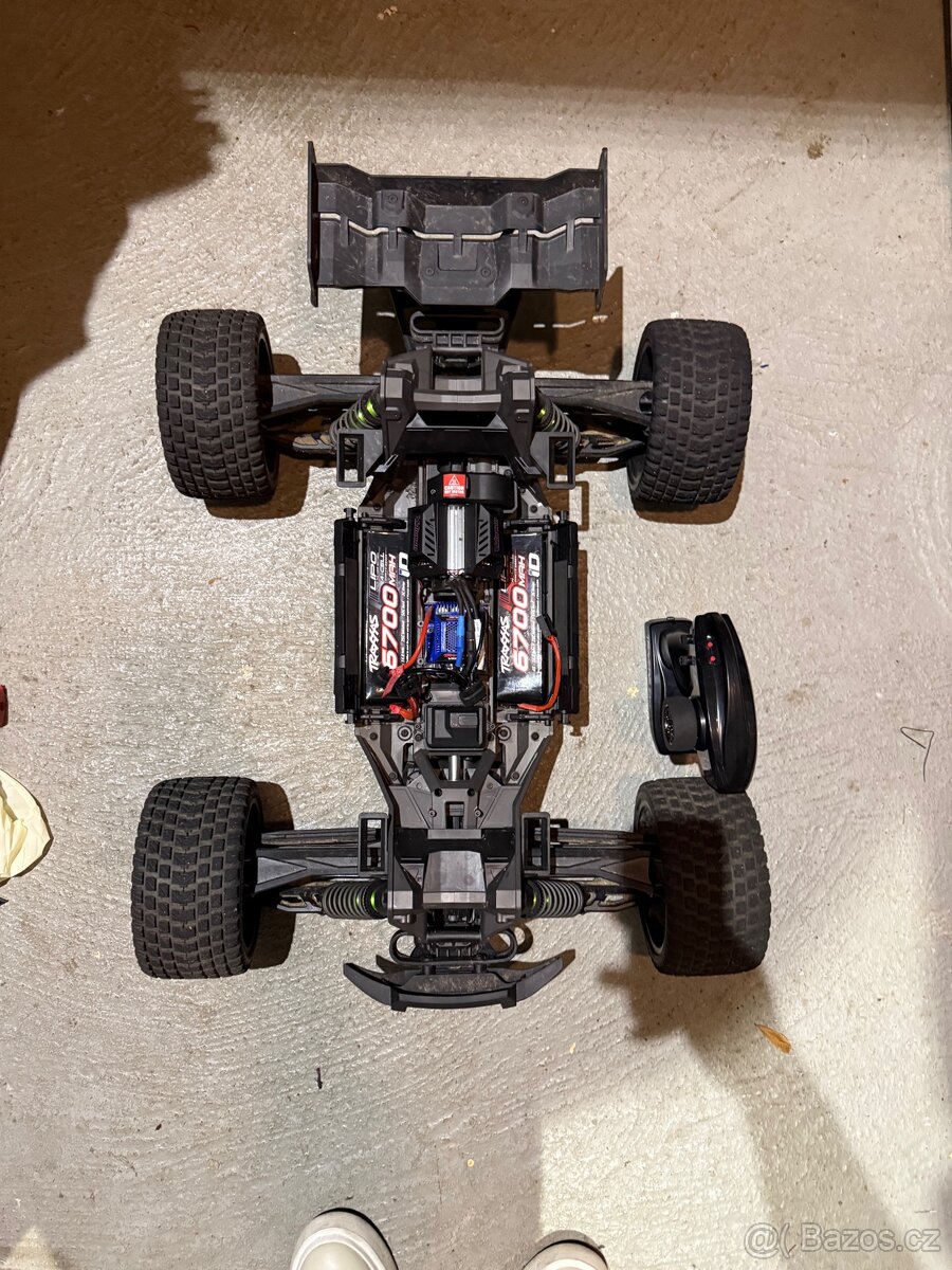 RC auto Traxxas XRT - 3