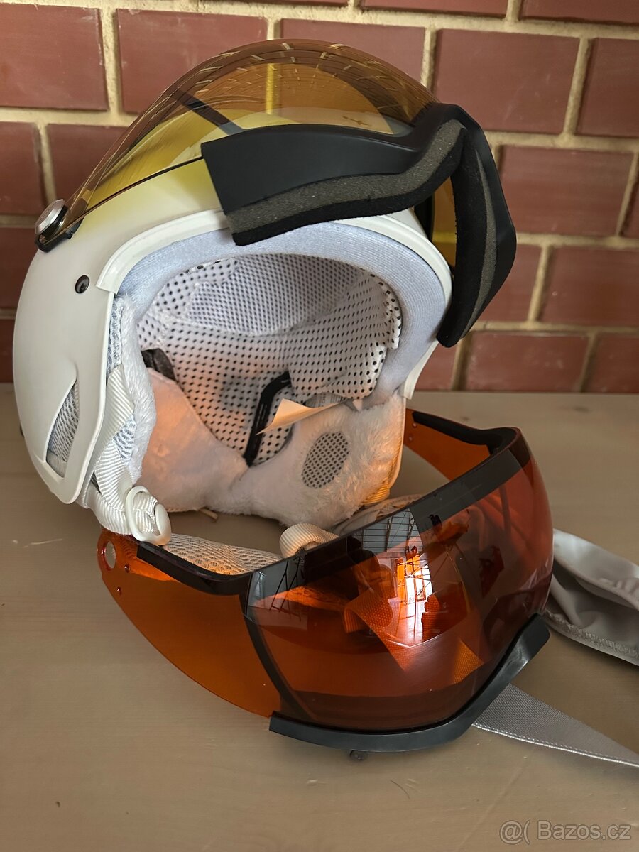 Lyžařská helma - 3