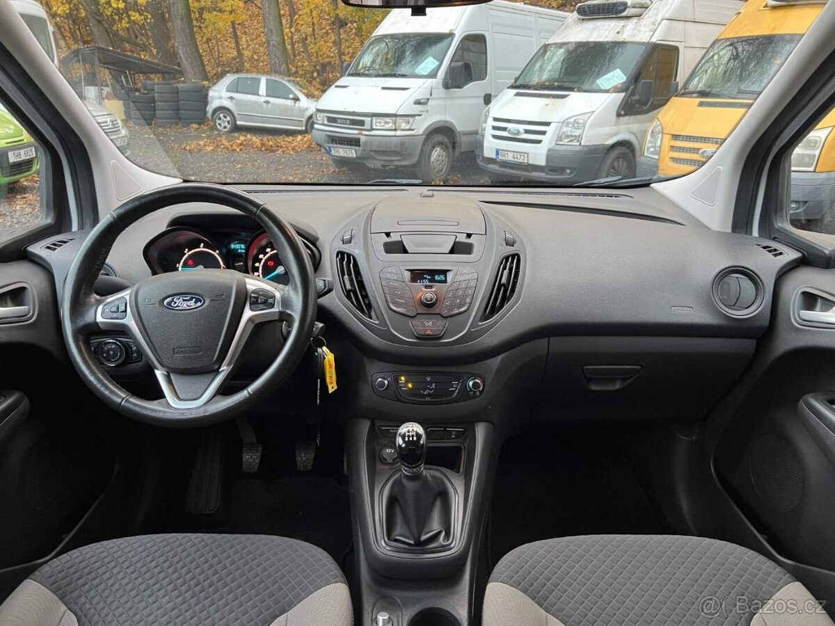 Ford Tourneo Courier 1.5 TDCI 70 kW klima STK 9/27 původ ČR - 3