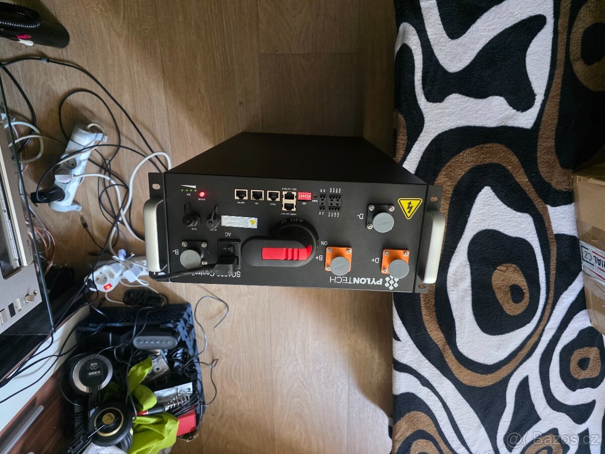 Pylontech SC1000 Controller - 3