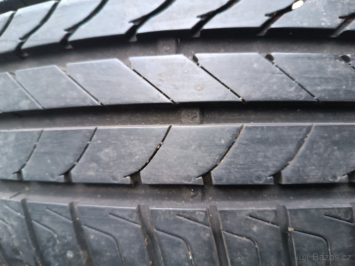 Transit Courier - disky 6x15 et37,5 + letní 195/60/15 - 3