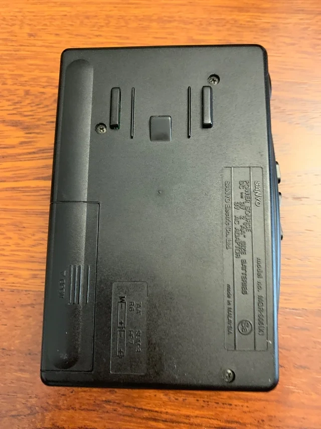 Walkman Sanyo MGR-905 - 3