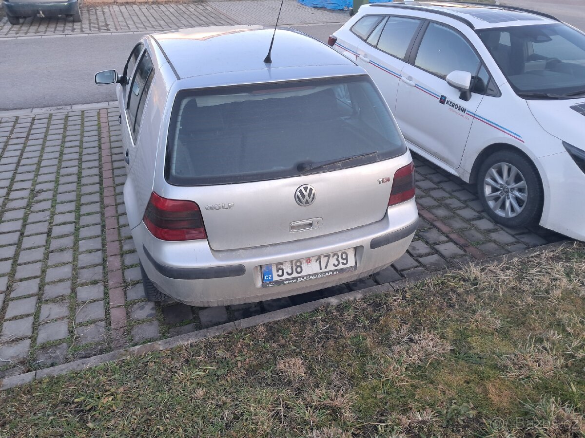 Volkswagen Golf 4 1.9 74 kw - 3