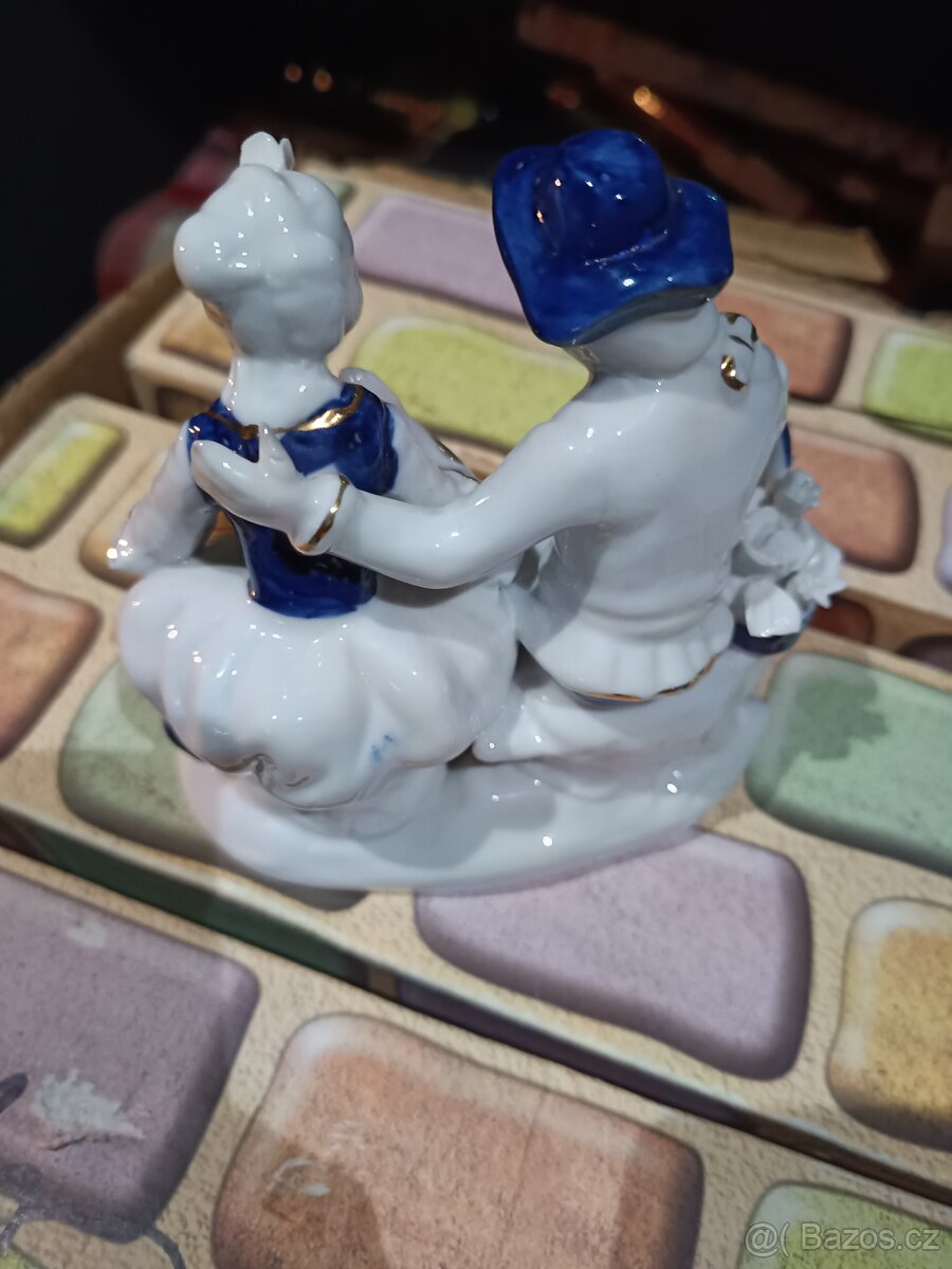 PORCELÁNOVÁ SOŠKA - 3