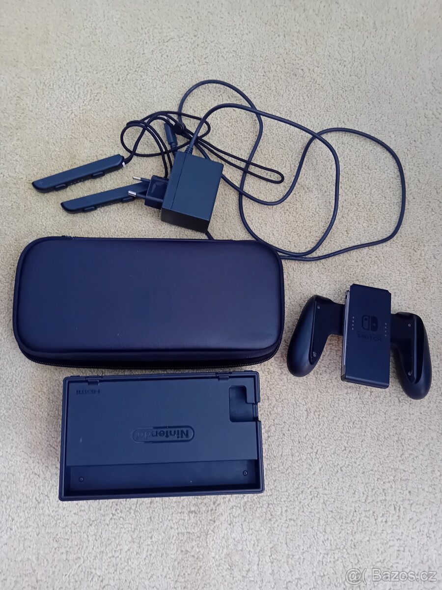Prodám Nintendo Switch - 3