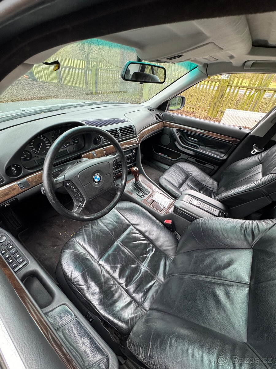 BMW e38 740i - 3