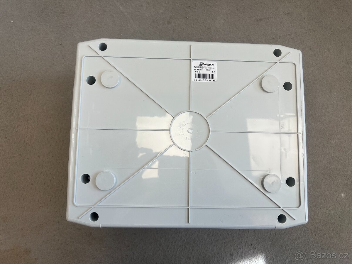 Rozvodnice nástěnná 1řadá, 1x 12 modulů, krytí IP65 Schrack - 3