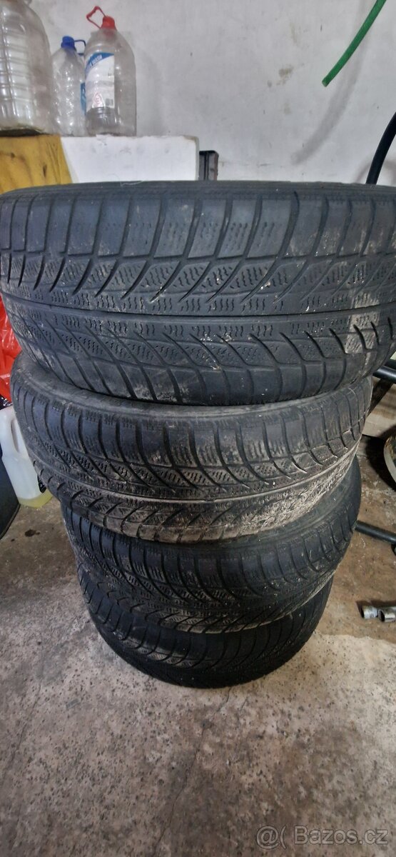 Ford Focus 5x108 sada zimních kol na diskách 205/55R16 91H - 3