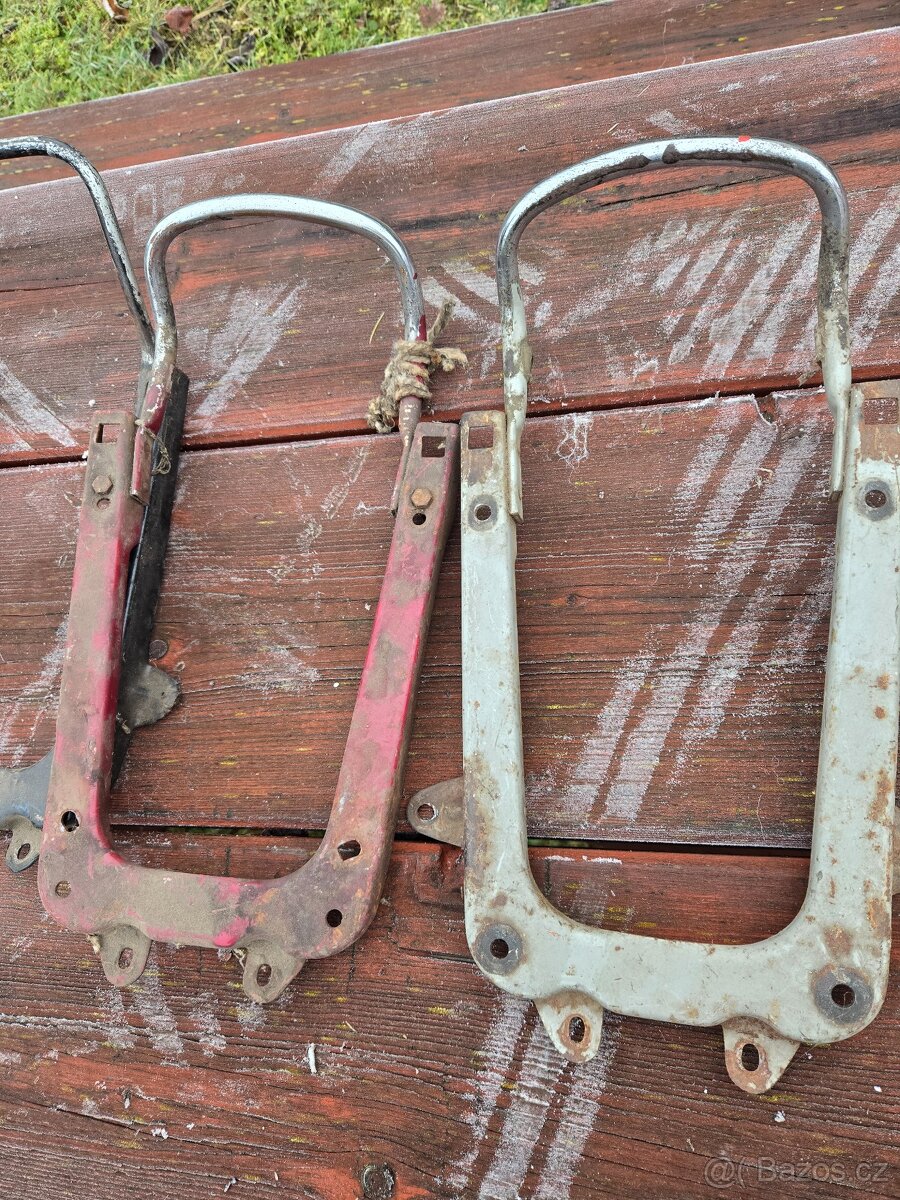 Jawa madla pod sedačku - 3