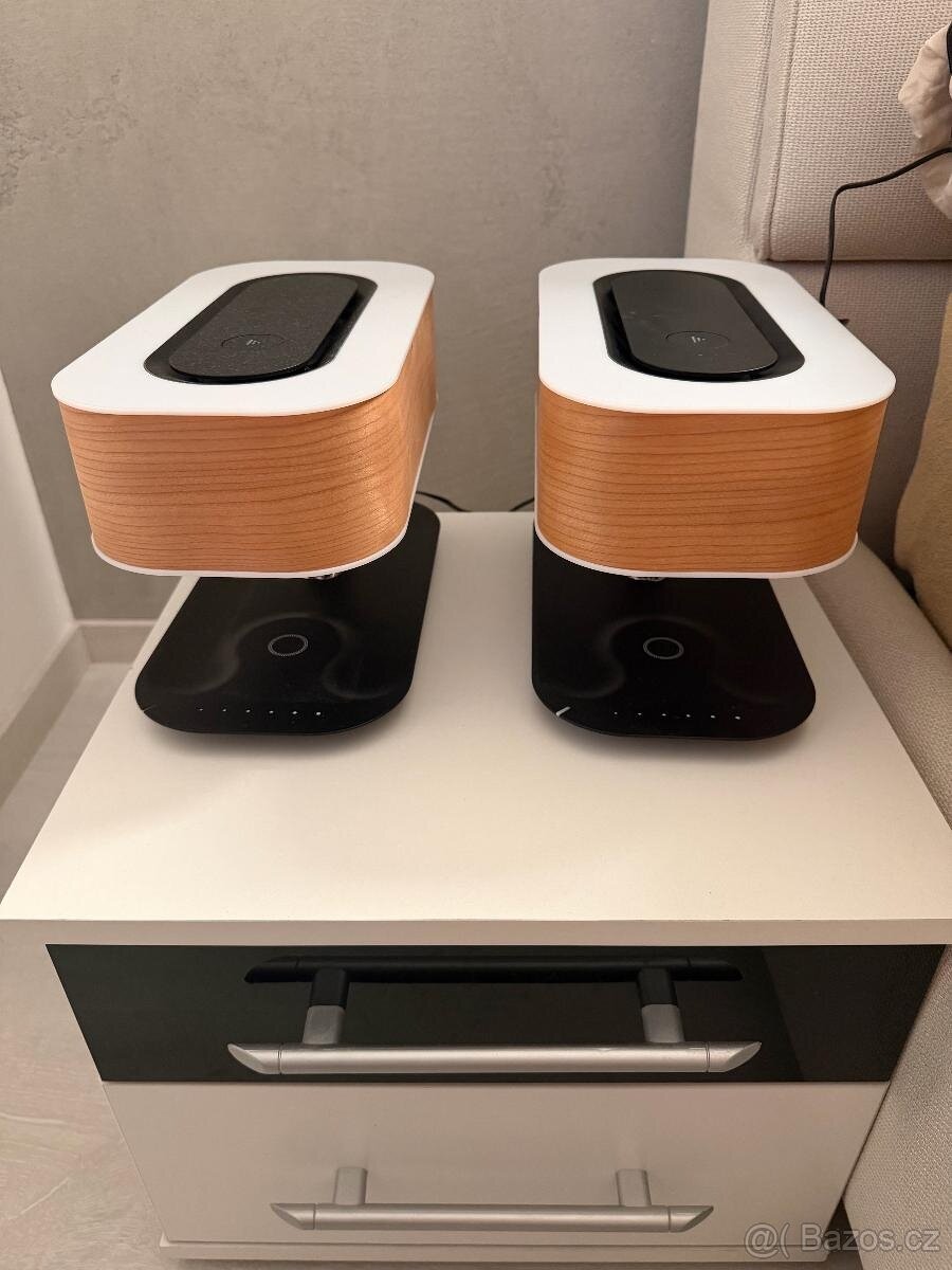 2x LED světlo na noční stolek - Bluetooth, reproduktor, nabí - 3