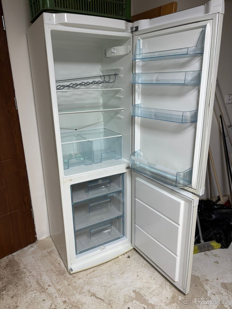 LEDNICE ELECTROLUX - 3