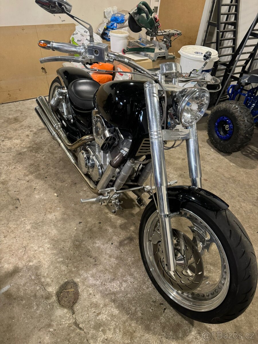 Suzuki intruder 1400 - 3