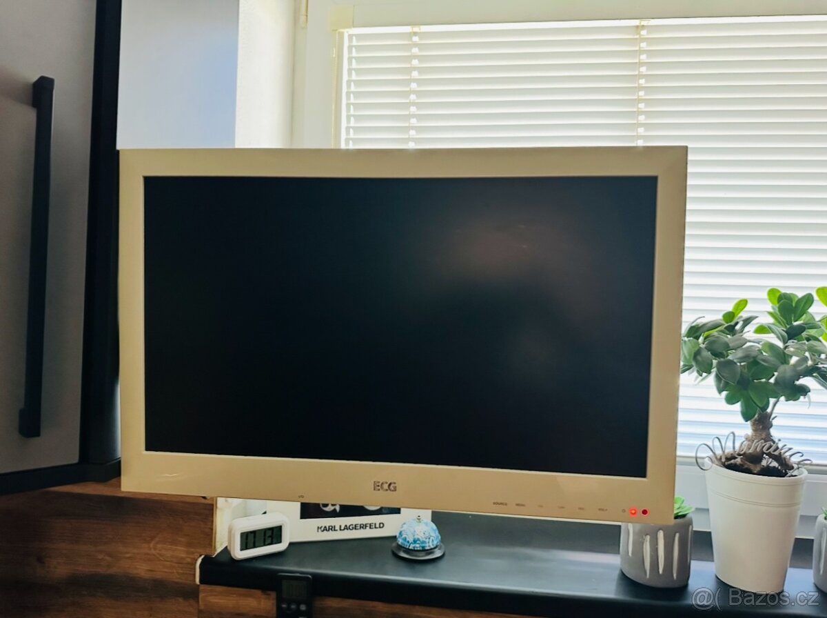 Televize ECG + set-top box - 3