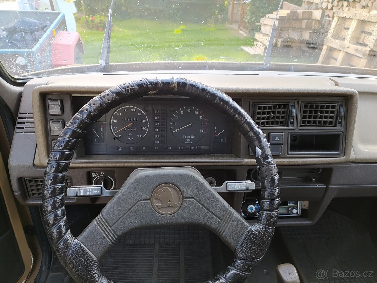 Prodám Škoda Favorit 1990 - 3