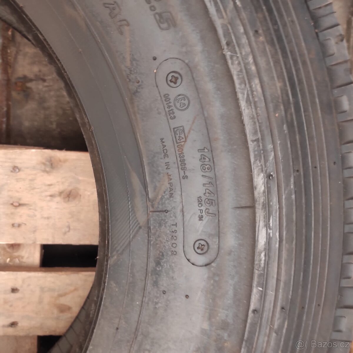 Bridgestone R192 11 R22,5 - 3