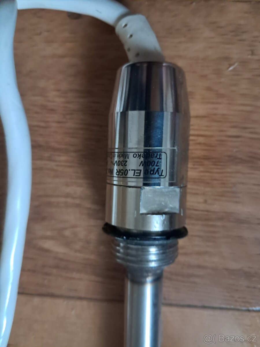 Topný elektrický ohřívač 700 W - 3