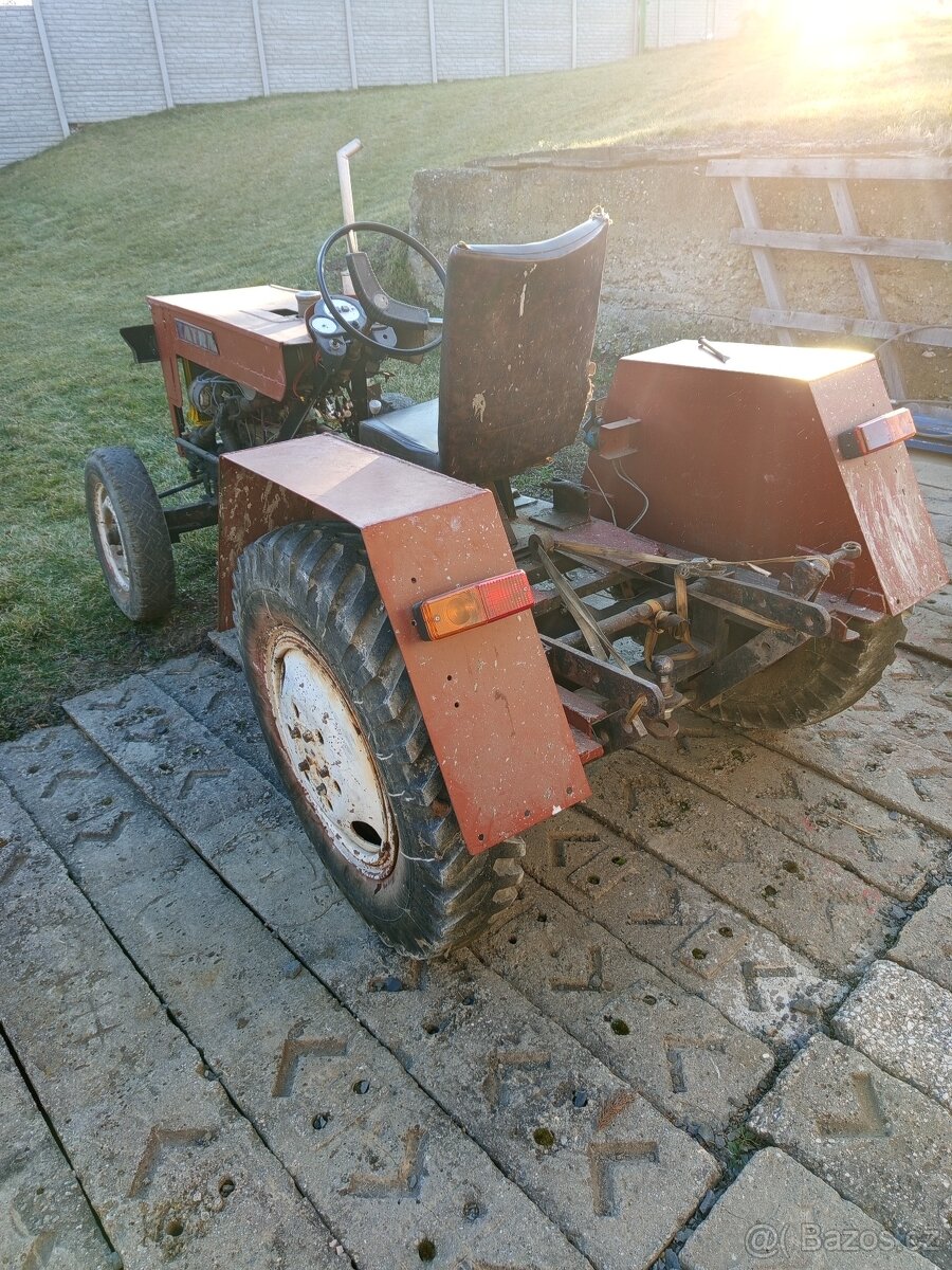 Malotraktor domácí výroby - 3