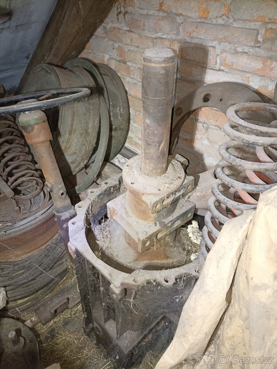 Díly Zetor super 50/35/40 - 3