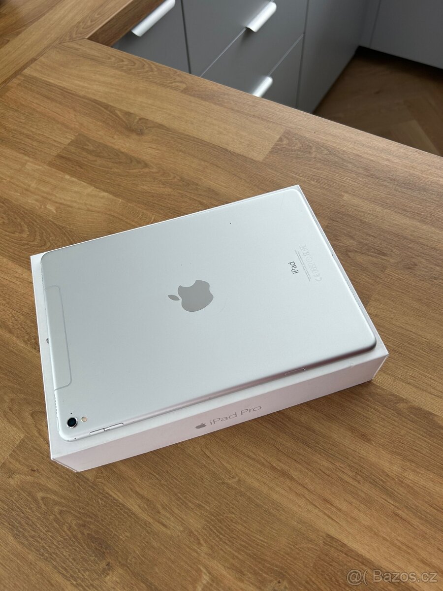 Ideální iPad Pro 9,7 128 GB CELLULAR SPACE GRAY v PERFEKTNÍM - 3