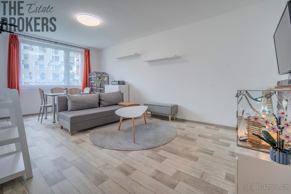 Prodej bytu 4+kk, 88 m2, lodžie, sklep, Vrchlabí - 3