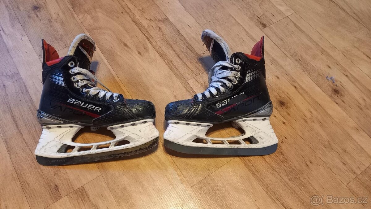 Brusle BAUER VAPOR X4 - 3