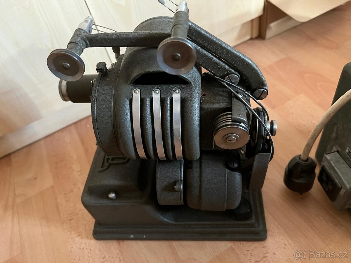 Meopta promítačka - 3