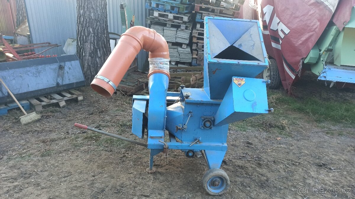 Štěpkovač - 3