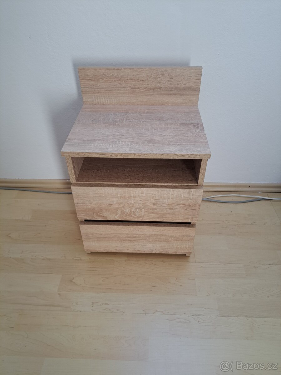 Noční stolek - 3