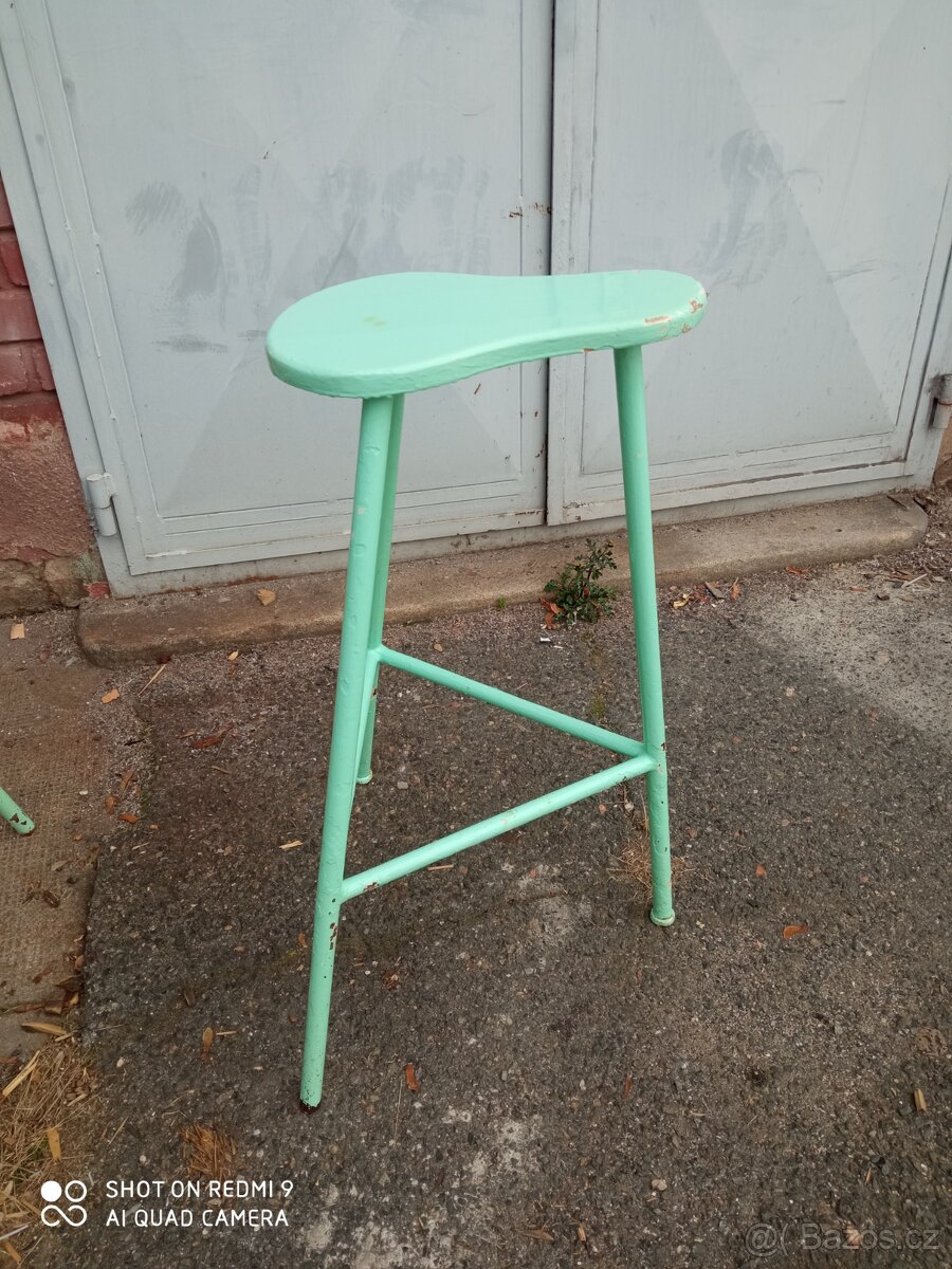 Retro trojnožka - 3