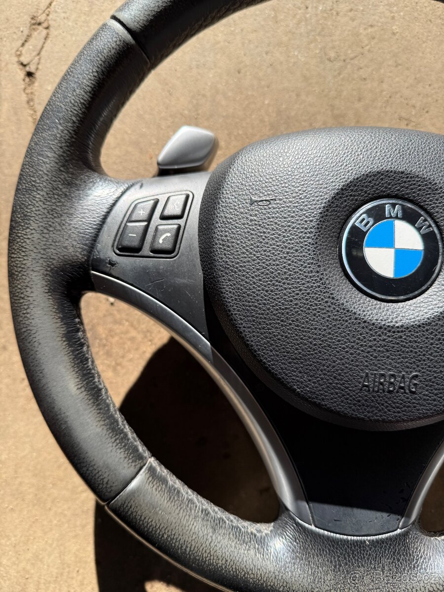 SPORTOVNÍ Volant BMW - 3