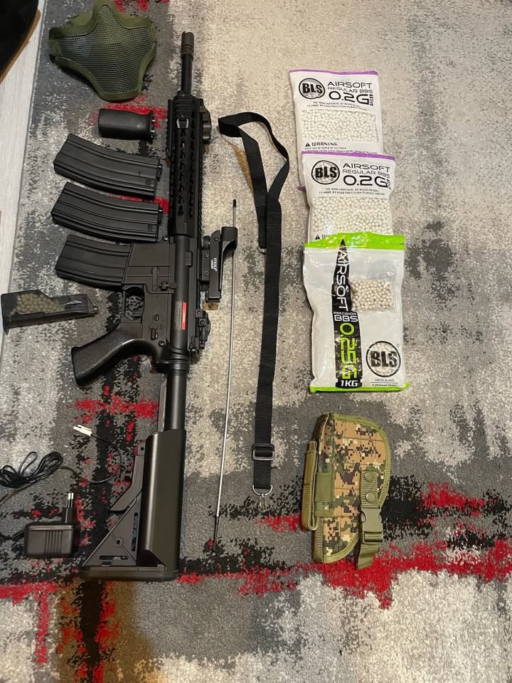 Airsoft M4 + vybavení - 3