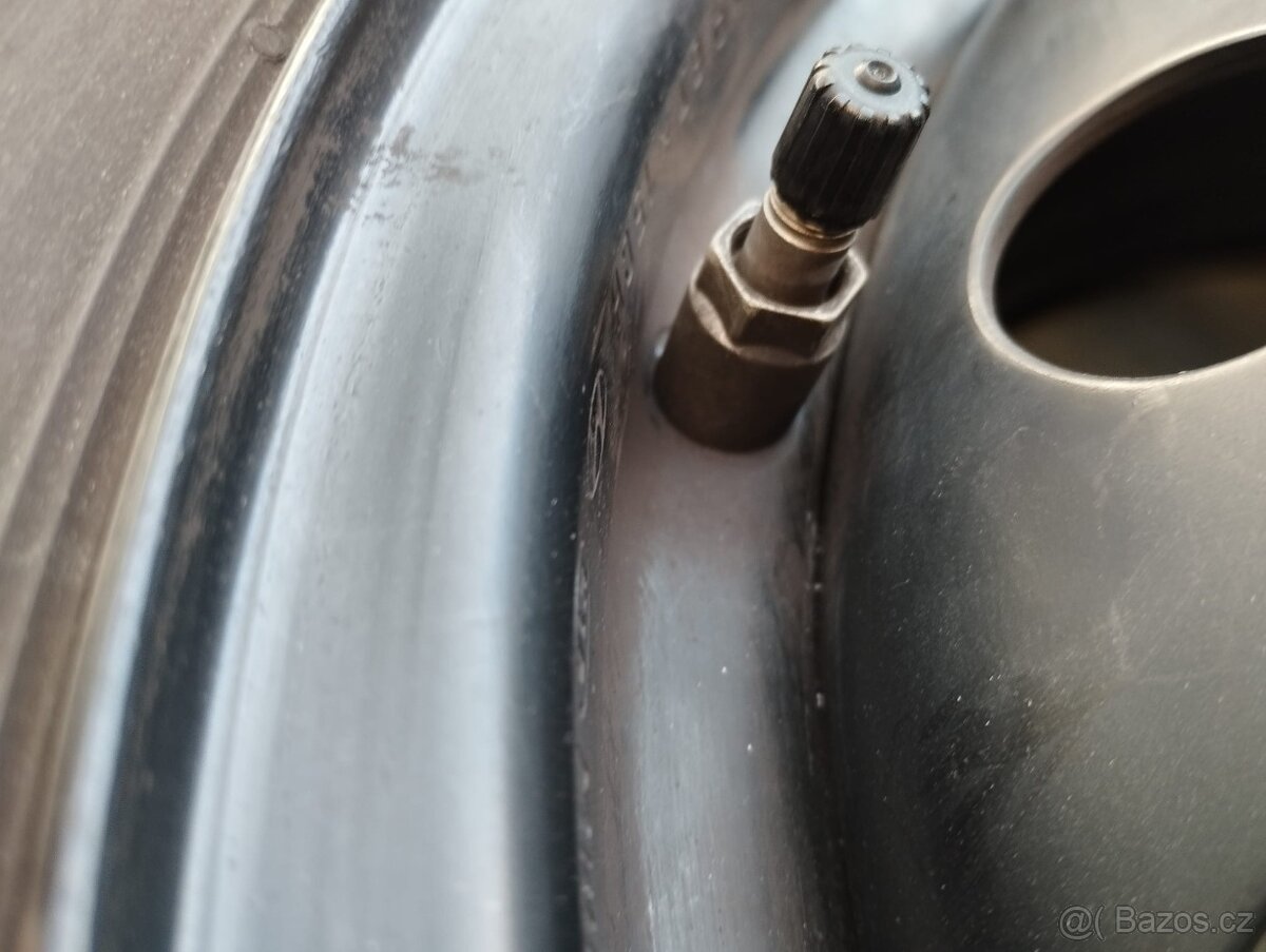 Plechové disky 5X114,3 R15 - 3