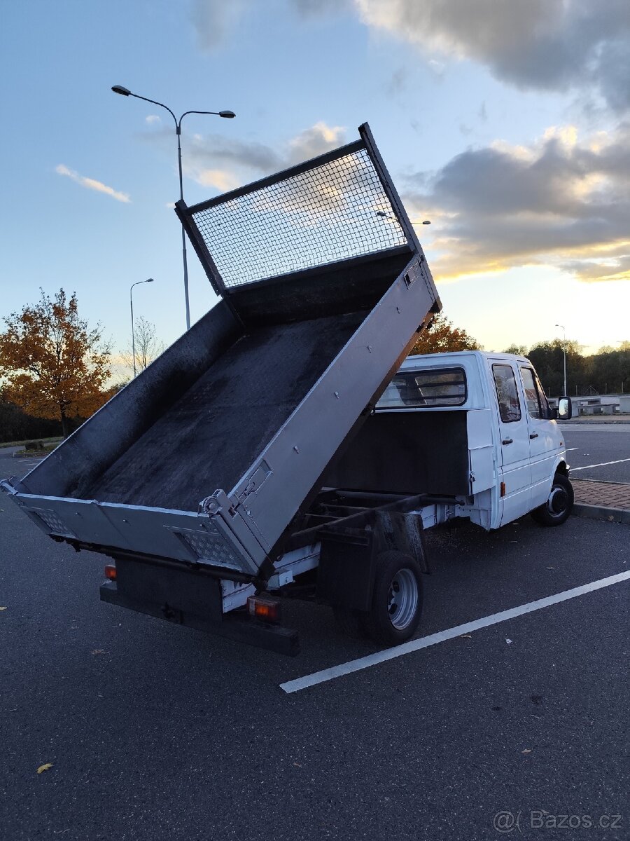 Mercedes Sprinter 412 - sklápěč / sklopka do 3,5t , 7 míst - 3