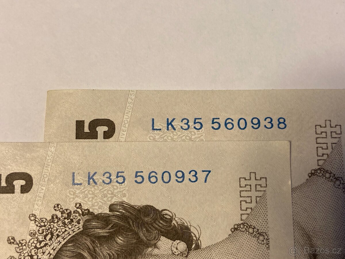 2x Bankovky 5 liber královna Alžběta Velká Británie série LK - 3