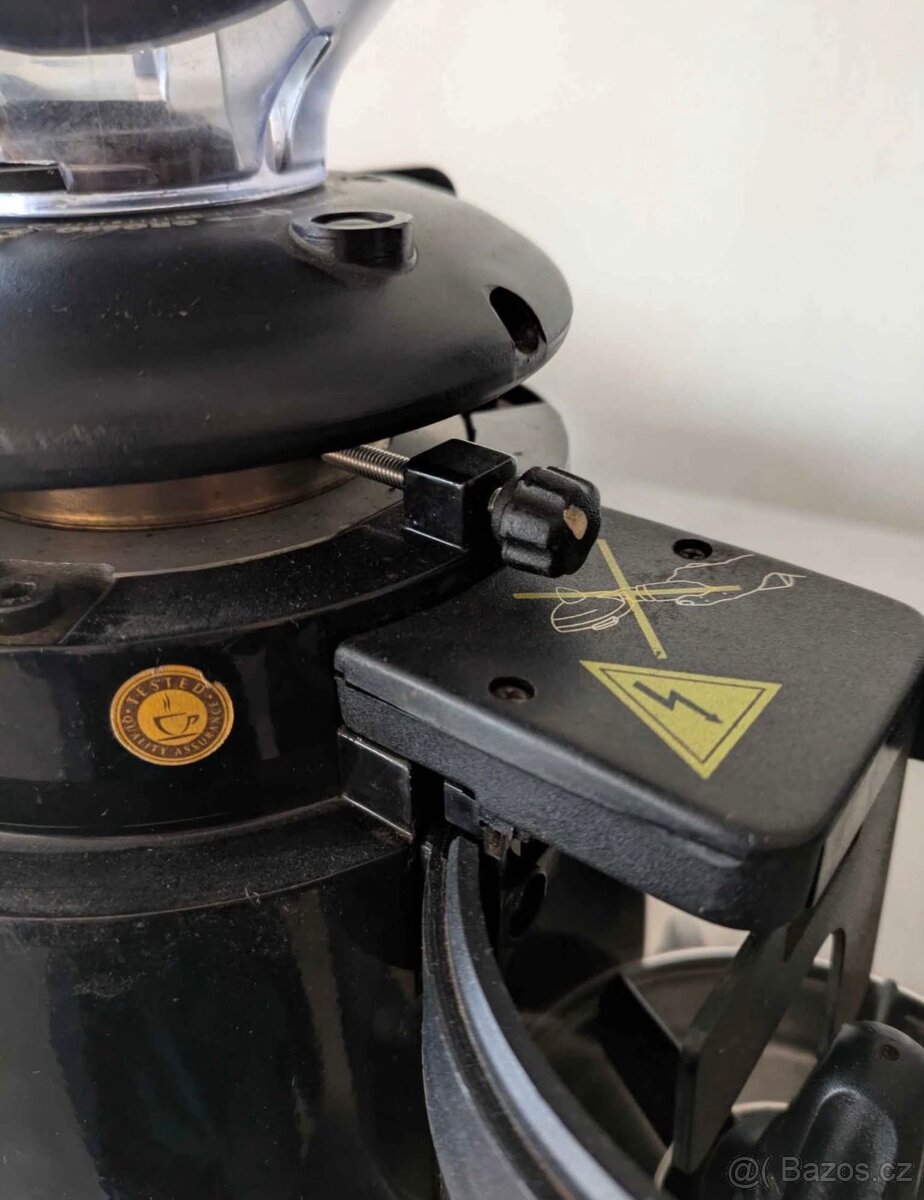 Mlýnek na kávu - 3